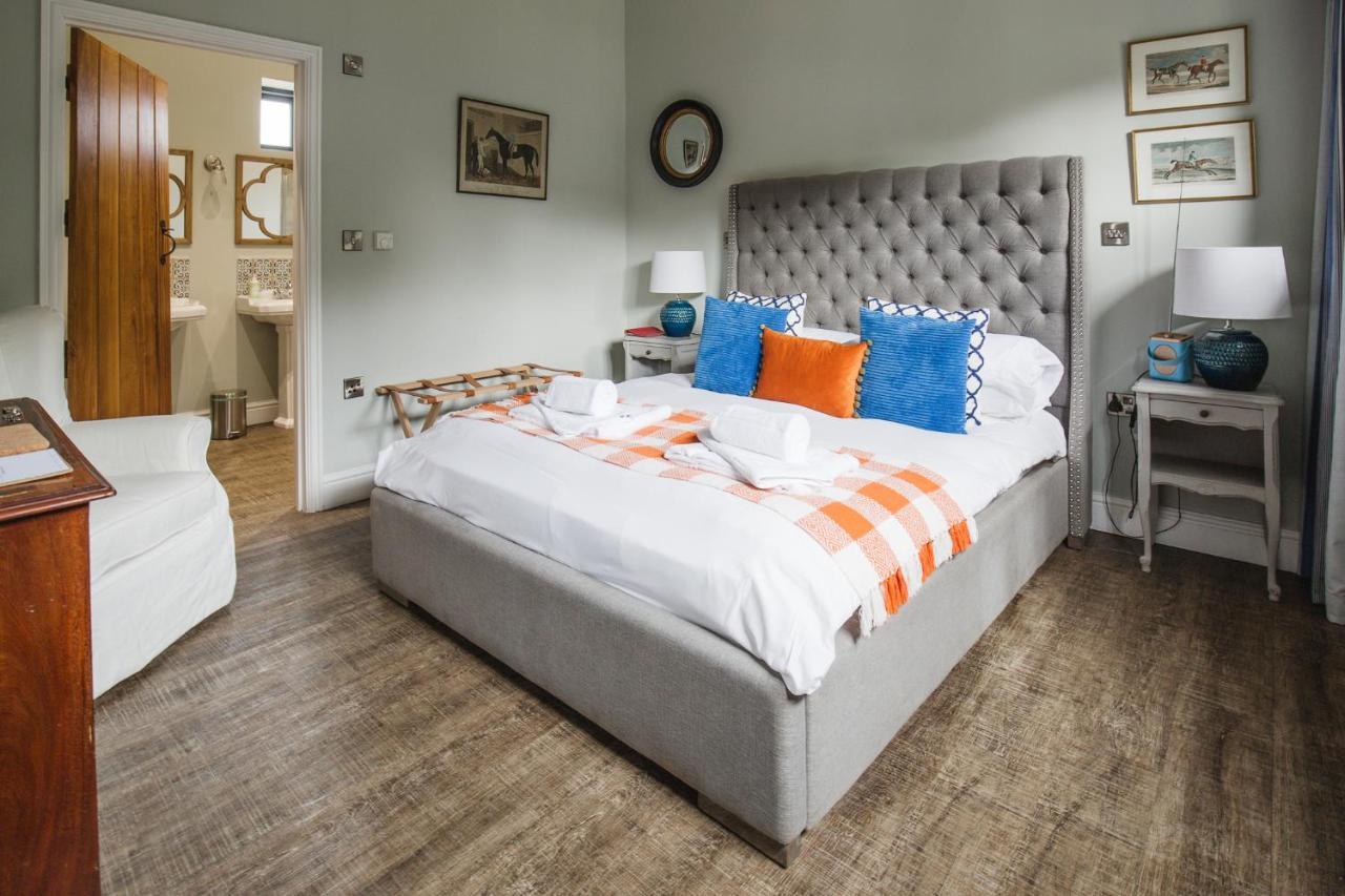 The George Inn Barford St Michael Екстер'єр фото A bedroom at The Old Rectory