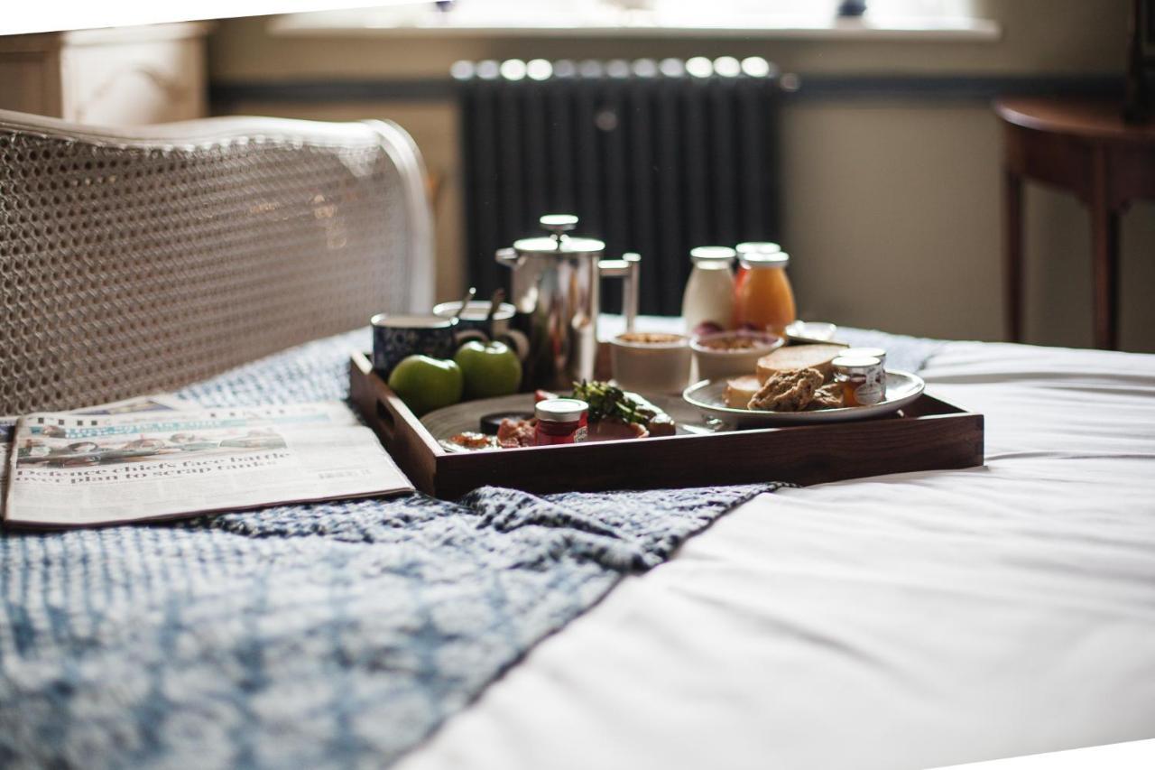 The George Inn Barford St Michael Екстер'єр фото Room service