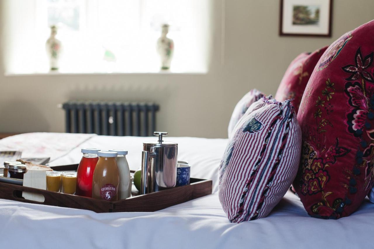 The George Inn Barford St Michael Екстер'єр фото Room service