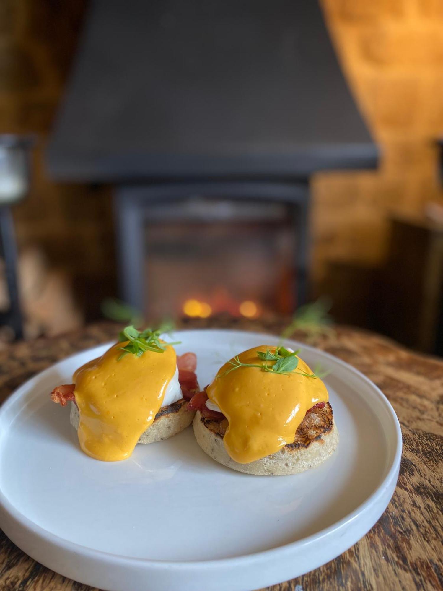 The George Inn Barford St Michael Екстер'єр фото A plate of crab cakes